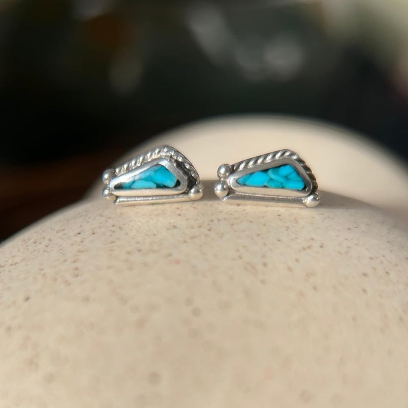 Sterling Silver Turquoise Inlay Stud Earrings – Triangle Design with Twisted Rope and Silver Pearl Border