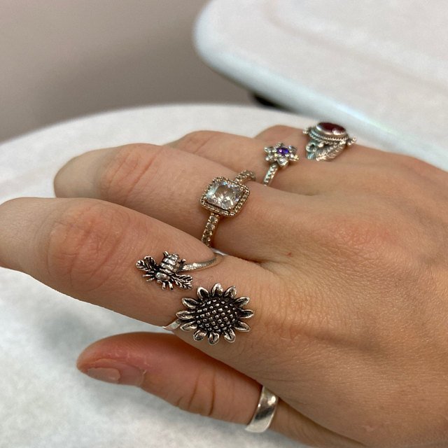 Viral 925 Sterling Silver Bee & Sunflower Adjustable Ring, Sizes 6-9