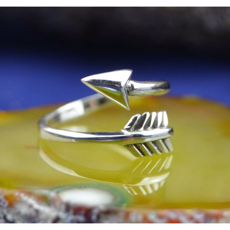 Sterling Silver wrap style slightly adjustable arrow ring sizes 5-10
