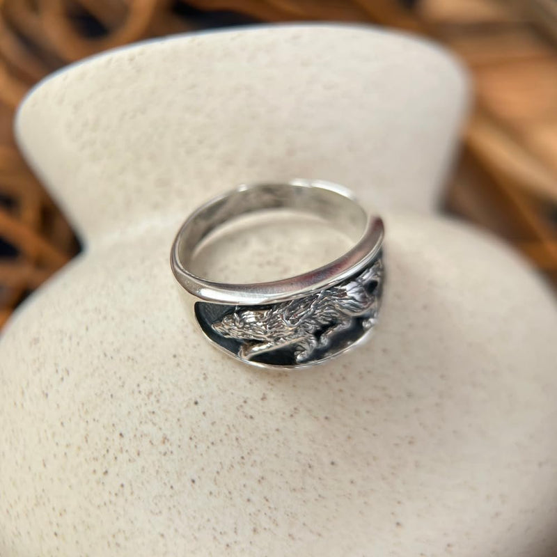 Sterling Silver Grey Wolf Ring, Size 13