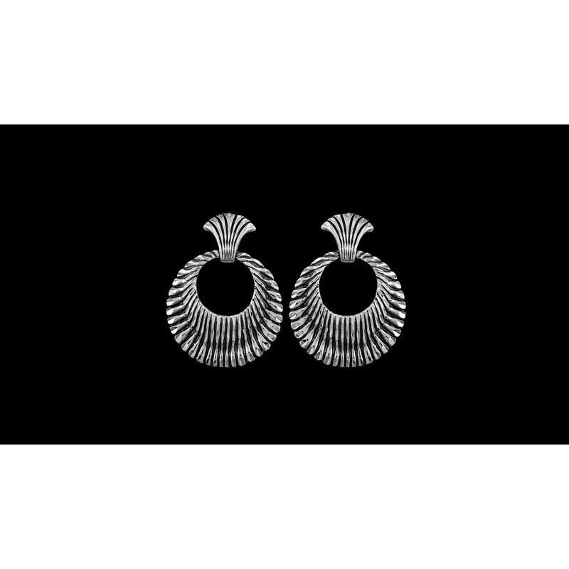 925 Sterling Silver Vintage Earrings, 1950 Design Earrings, fleur de lis Earrings, Royal Family Earrings