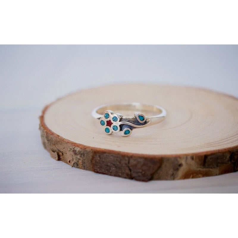 Size 7 - 925 Sterling Silver Turquoise and Coral Flower Ring