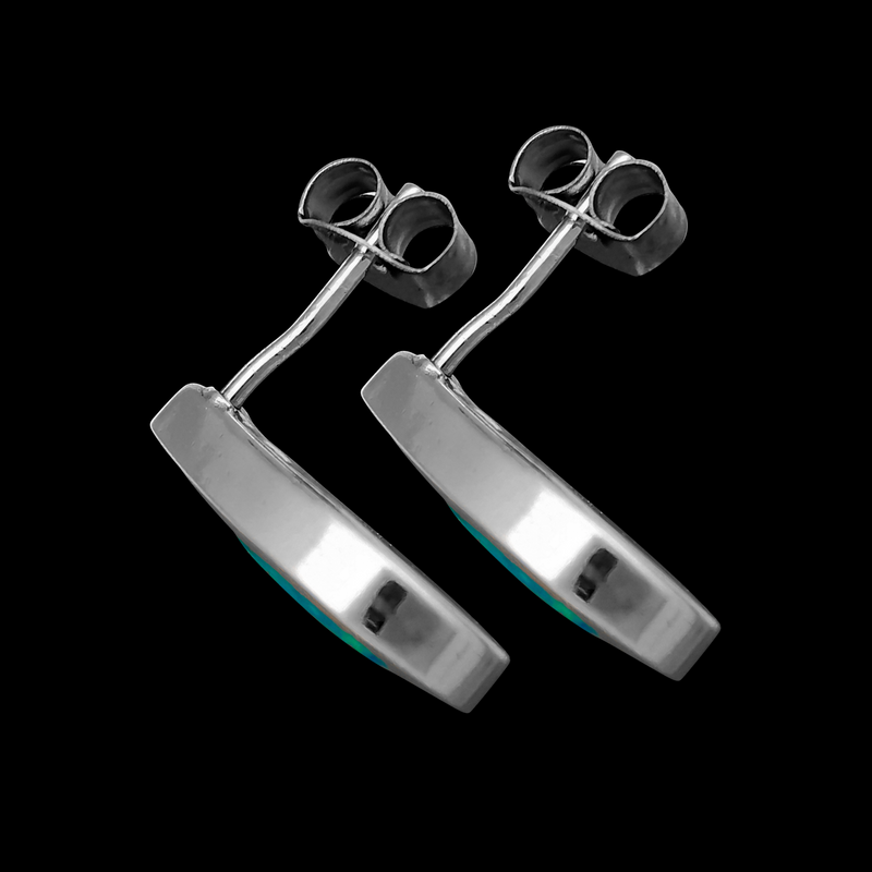 ER20 Teardrop Stud Earrings