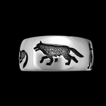 Wolf Poses Ring
