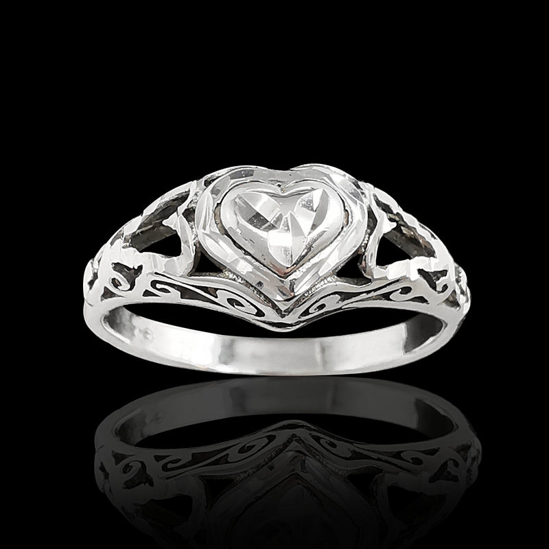 Diamond Cut Intricate Hearts Ring