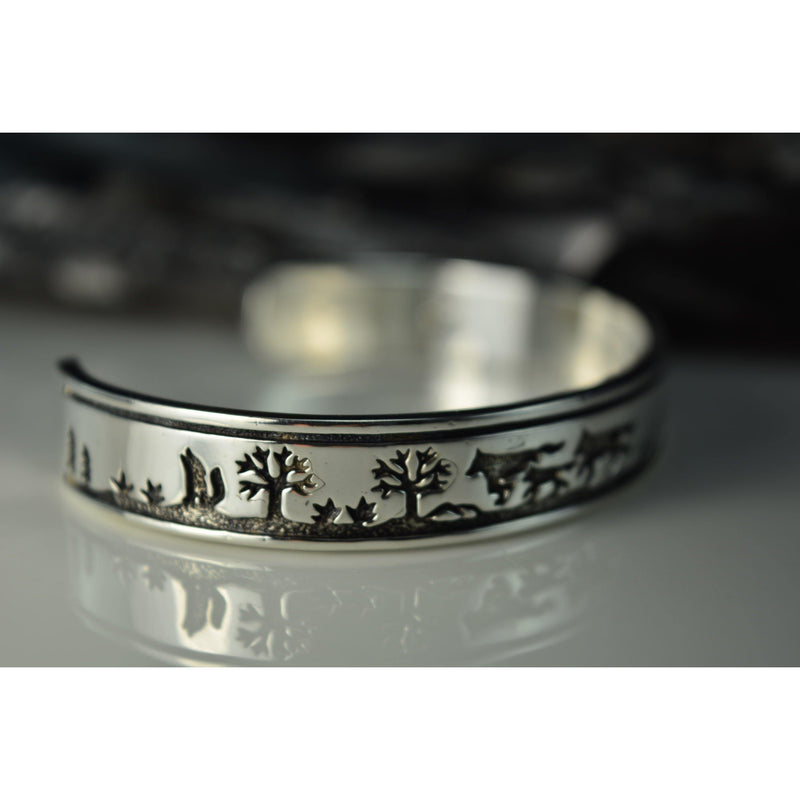 Wolf Family Storyteller Bracelet - Mainland Silver