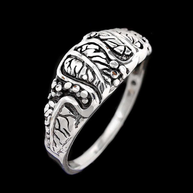 Diamond Cut Four Leaves Ring