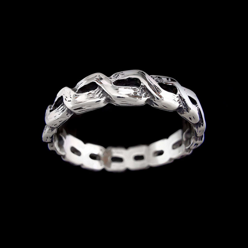 Diamond Cut Interwoven Chain Ring