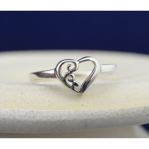 Elegant 925 Sterling Silver Heart Ring with Exquisite Scrollwork - Limited Edition