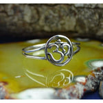 Beautiful sterling silver ring with ohm OM design