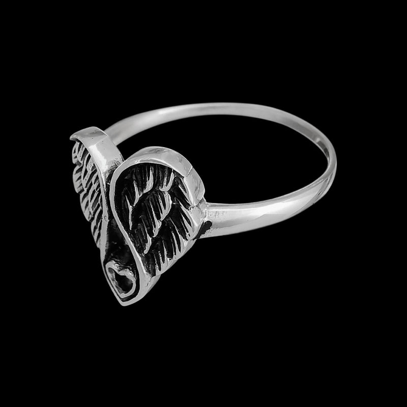 Sterling silver ring with heart surrounded by Angel wings